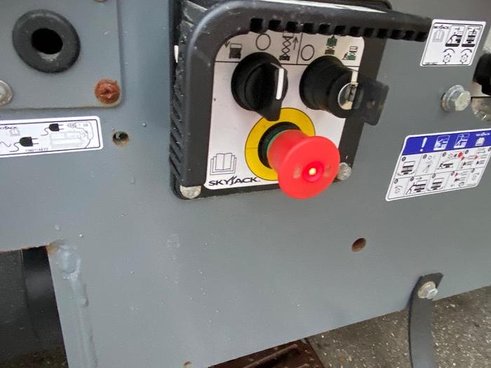 Gebruikt SkyJack SJ 4726, Schaar hoogwerker, 10 meter