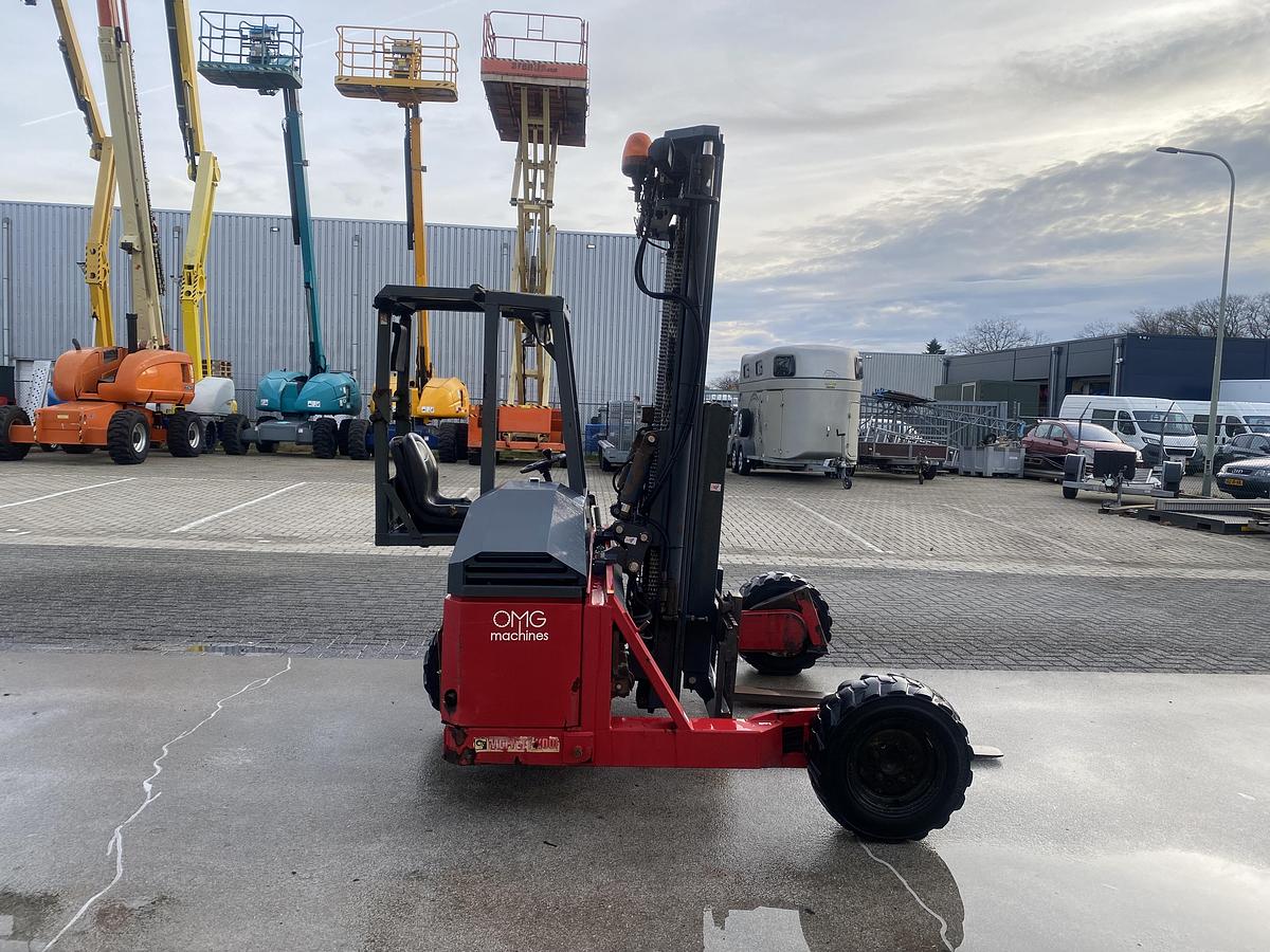 Gebruikt 2006 Moffett M4 25.3 / Kooiaap