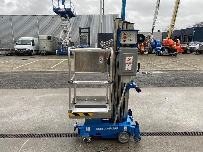 Gebruikt Genie AWP 20 S, hoogwerker, 8 meter
