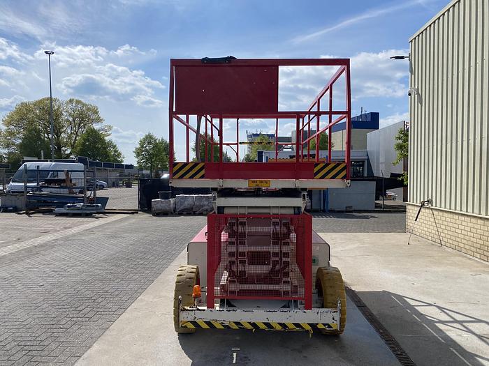 Gebruikt 2002 Airo SF1200, Schaarhoogwerker, 14 meter