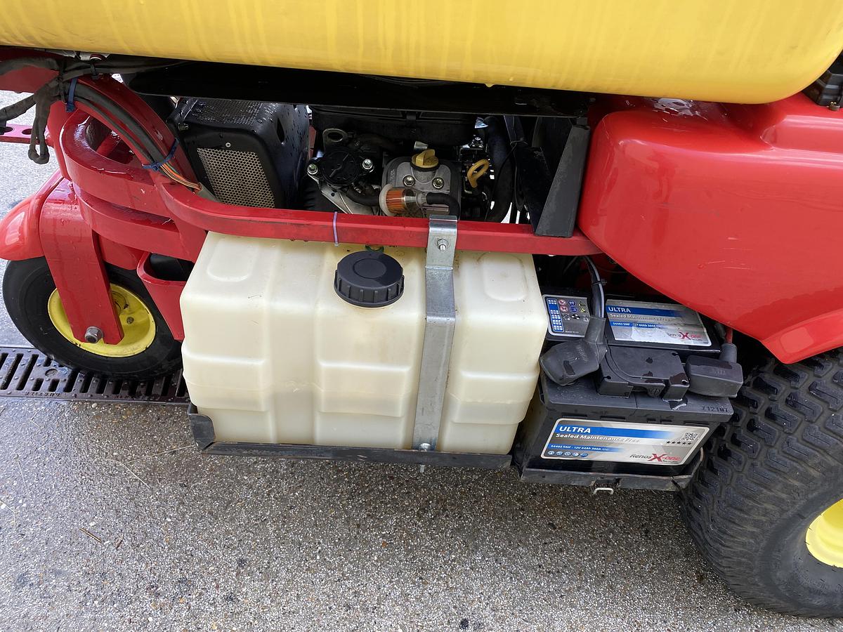 Gebruikt 2001 Gianni Ferrari PG180, veegmachine