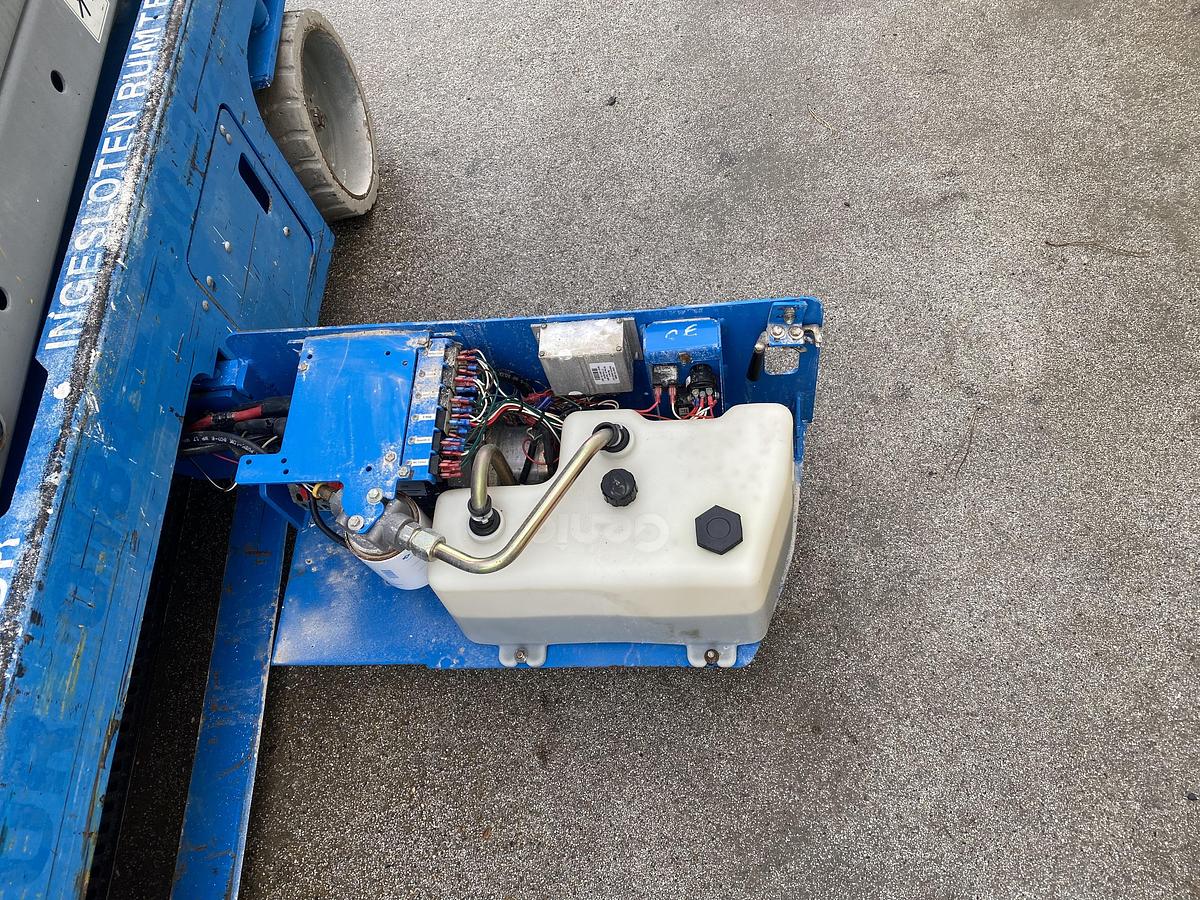 Gebruikt 2010 Genie GS2632, Schaar hoogwerker, 10 meter