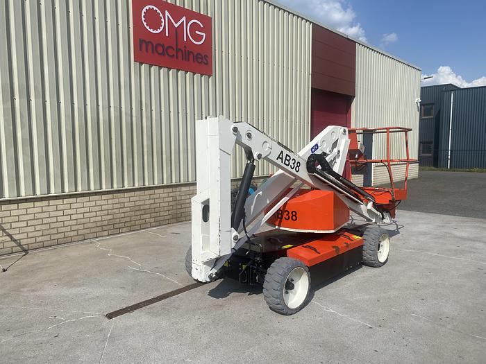 Gebruikt 2010 Upright AB38, Hoogwerker 13,5 meter