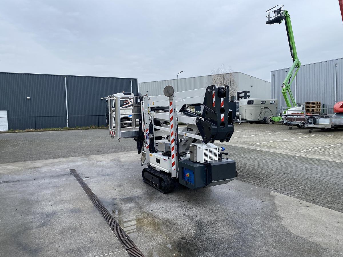 Gebruikt 2021 Compact 15 DA, Spin hoogwerker, 15 meter