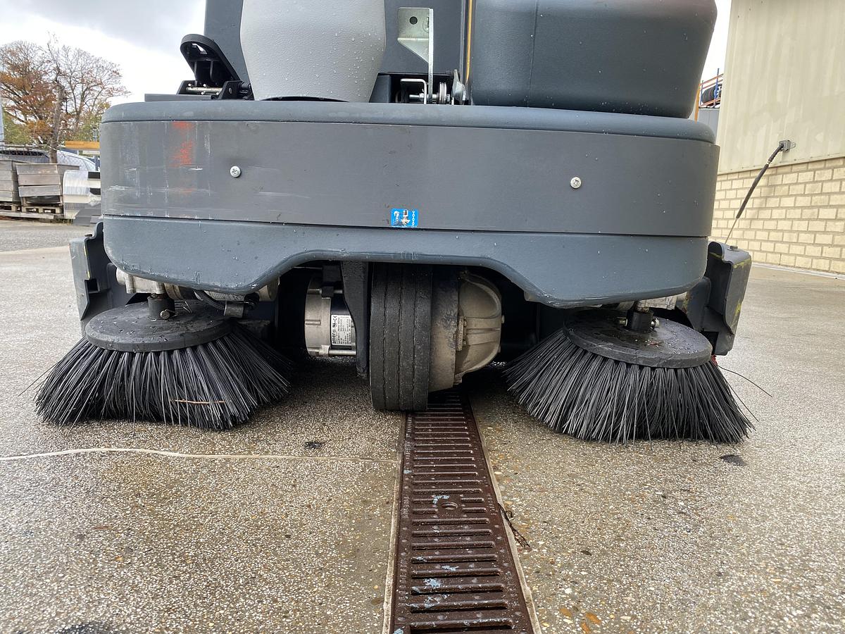 Gebruikt 2021 Nilfisk SC6500 1300C, Veeg- Schrobmachine