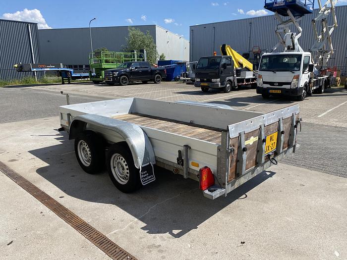 Gebruikt 2004 Humbaur Machinetransporter, Hydraulisch zakbaar, aanhangwagen