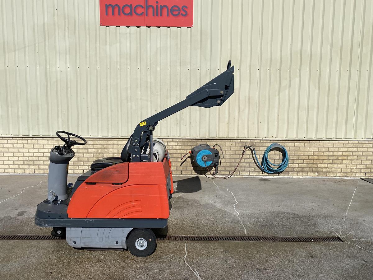 Gebruikt 2015 Hako Sweepmaster P980 RH, Veegmachine