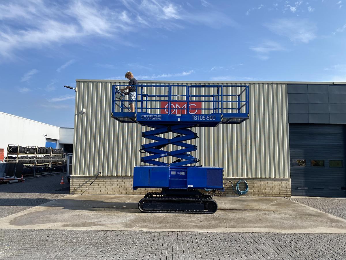 Gebruikt 2008 Omega Platforms TS105-500, Rups schaarhoogwerker
