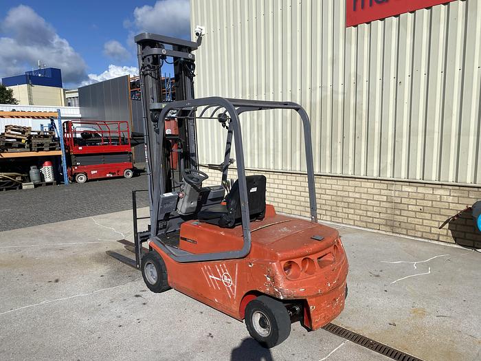 Gebruikt 1999 BT CBE 2.0F, Heftruck, Elektro, 620 cm.