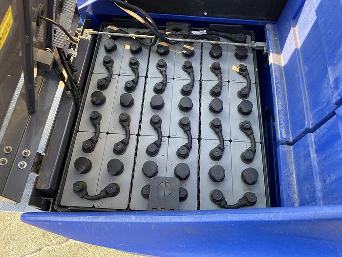 Gebruikt 2011 Dulevo H815 RO, Schrobmachine, 85 cm