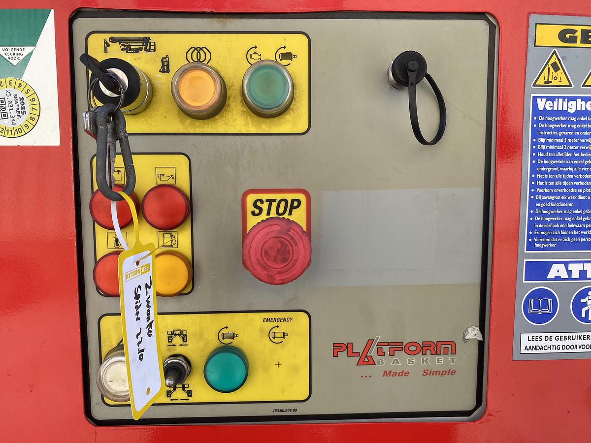 Gebruikt 2012 Platform Basket Spider 22.10, Spin hoogwerker met aanhangwagen