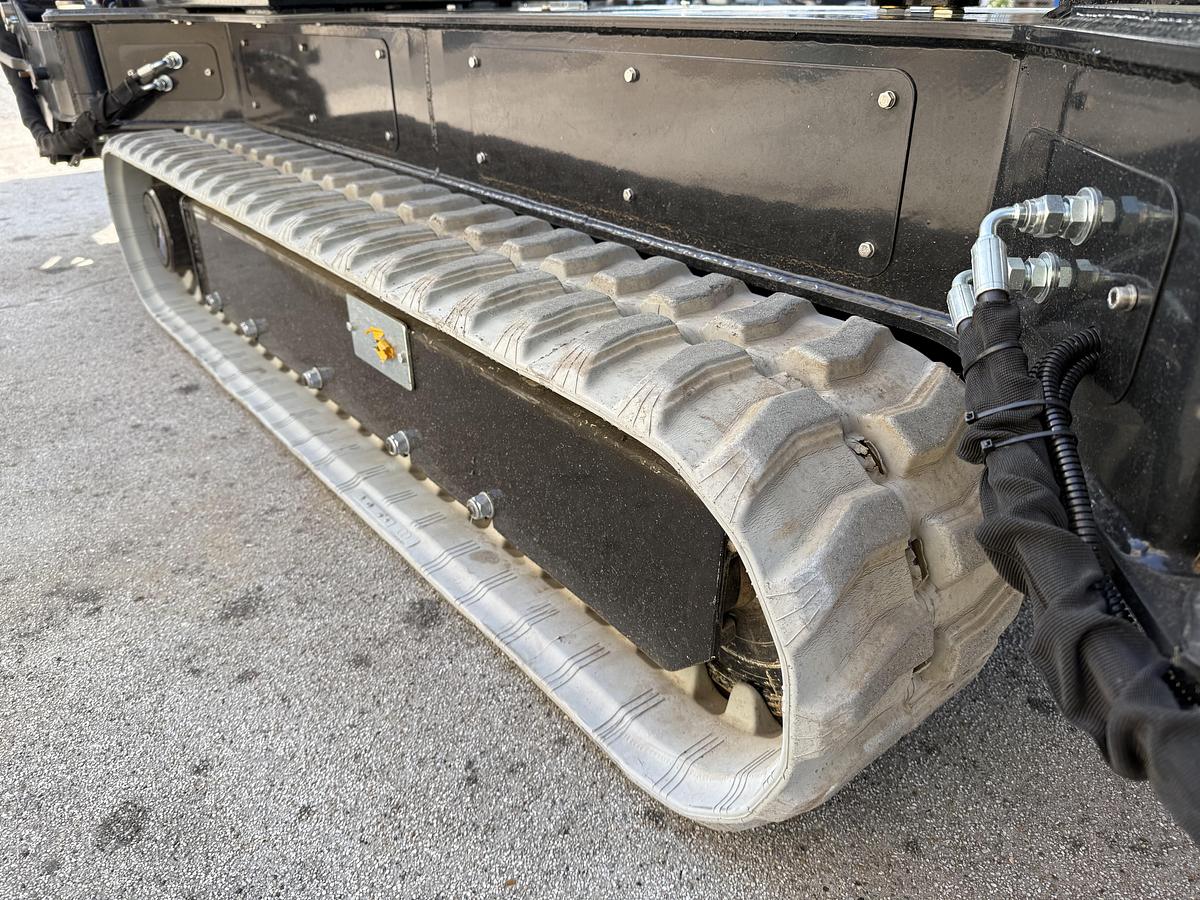 Gebruikt 2022 Comet Leopard 25, Spin hoogwerker