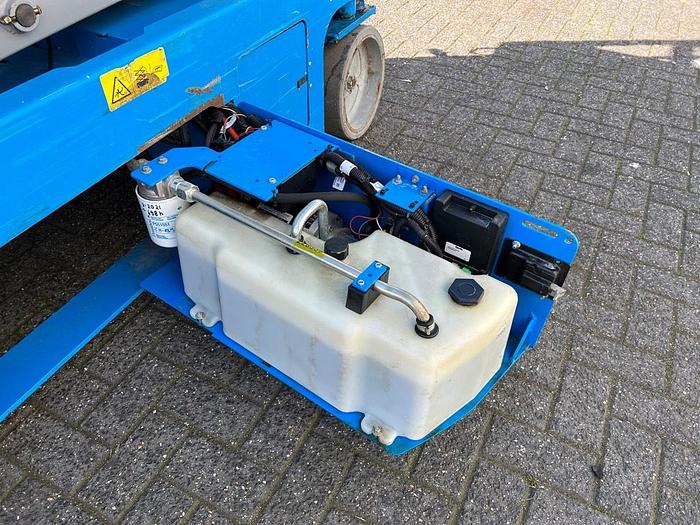 Gebruikt Genie GS 4047, Schaar hoogwerker, 14 meter