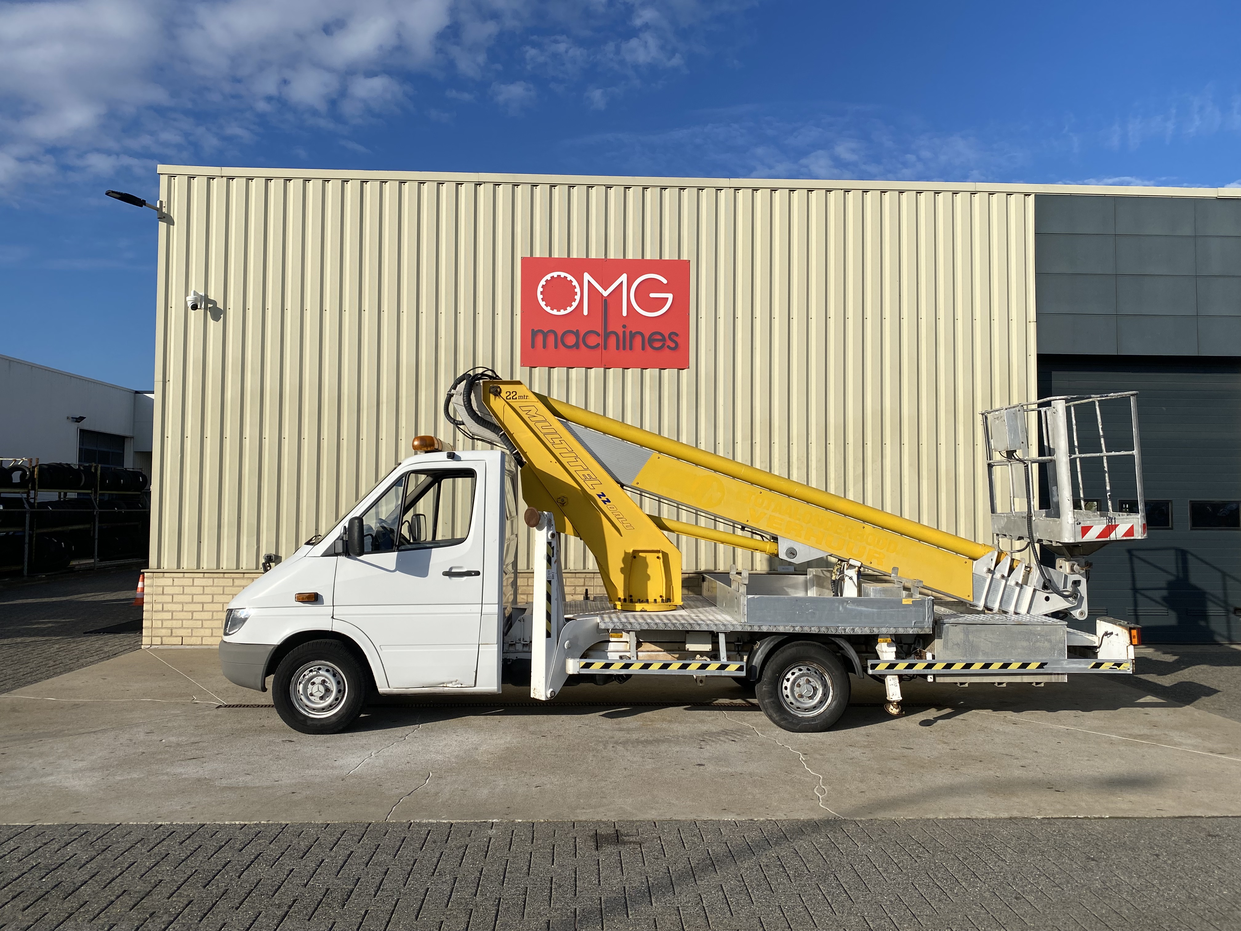Gebruikt 2006 Bizzocchi 220 ALU AZ, Autohoogwerker, 22 meter