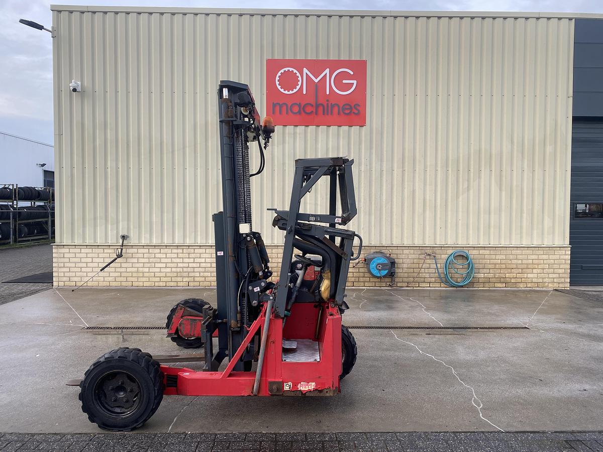 Gebruikt 2006 Moffett M4 25.3 / Kooiaap