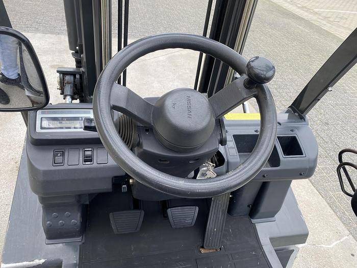 Gebruikt 2010 Nissan Heftruck, 3 ton