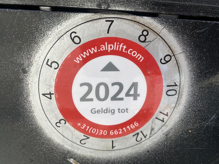 Gebruikt 2008 Airo X8EN, 10 meter, schaar hoogwerker