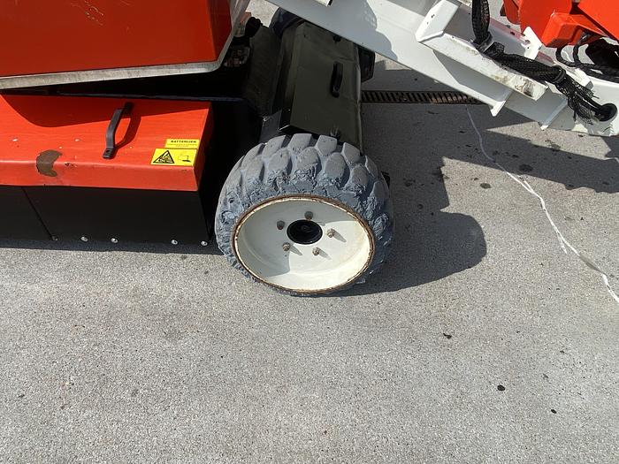 Gebruikt 2010 Upright AB38, Hoogwerker 13,5 meter