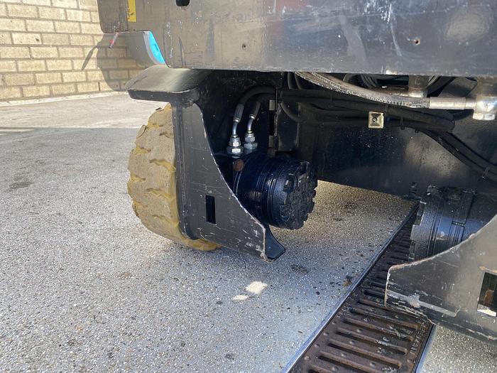 Gebruikt 2007 Airo Micra 600, Schaar hoogwerker, 8 meter