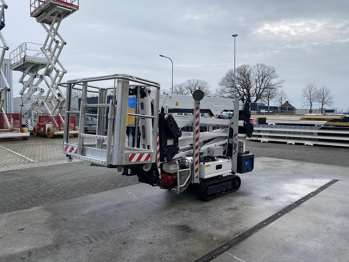 Gebruikt 2021 Compact 15 DA, Spin hoogwerker, 15 meter