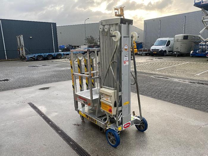 Gebruikt Faraone PK10200E, mast hoogwerker, 10 meter