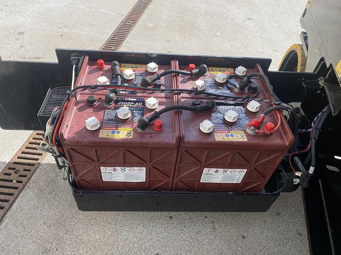 Gebruikt 2008 Airo X10EN, meter, Schaar hoogwerker