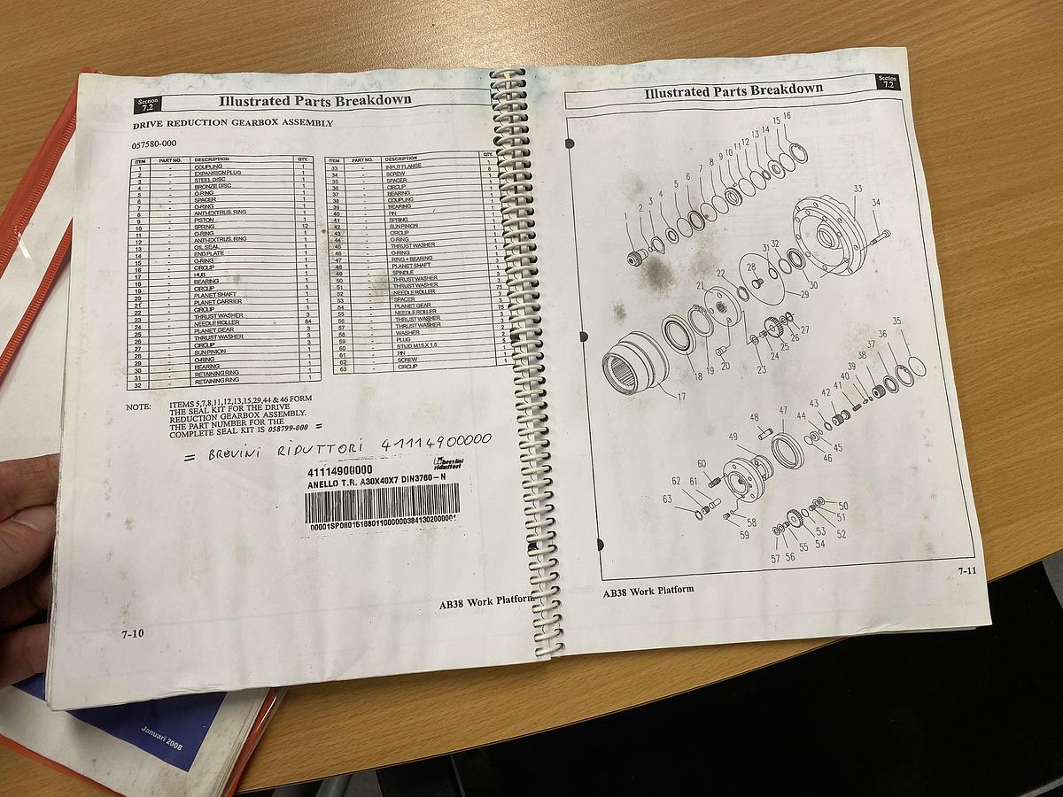 Gebruikt 1999 UpRight AB38, Hoogwerker, 13,5 meter