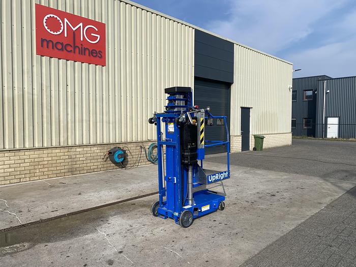 Gebruikt 2004 UpRight UL25 D/C, eenpersoons hoogwerker, 10 meter