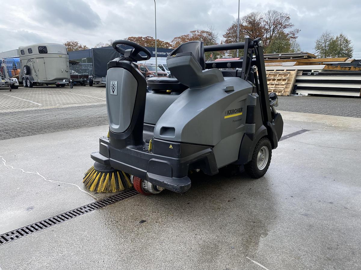 Gebruikt 2015 Karcher KM 105/110 R Bp, Veegmachine, hoogkieper