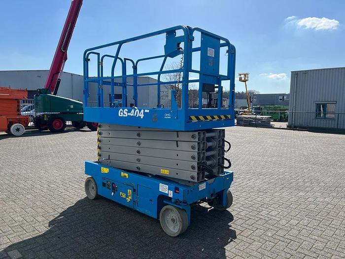 Gebruikt Genie GS 4047, Schaar hoogwerker, 14 meter