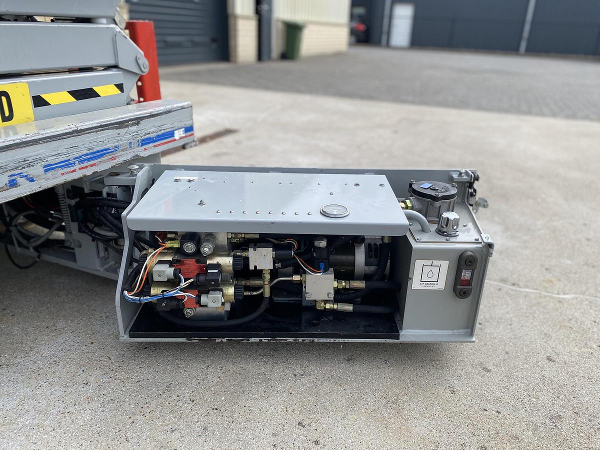 Gebruikt 2005 Skyjack SJIII-3219, Schaarhoogwerker, 8 meter