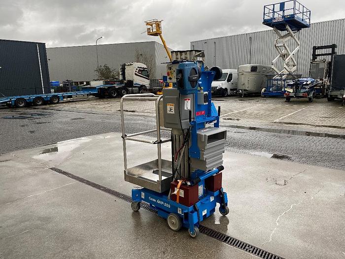Gebruikt Genie AWP 20 S, Hoogwerker, 8 meter