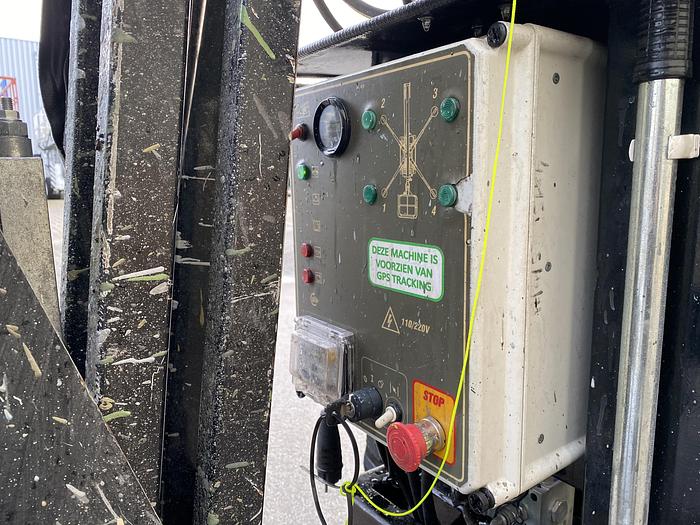 Gebruikt 2012 Easylift R130, Spin hoogwerker, 13 meter