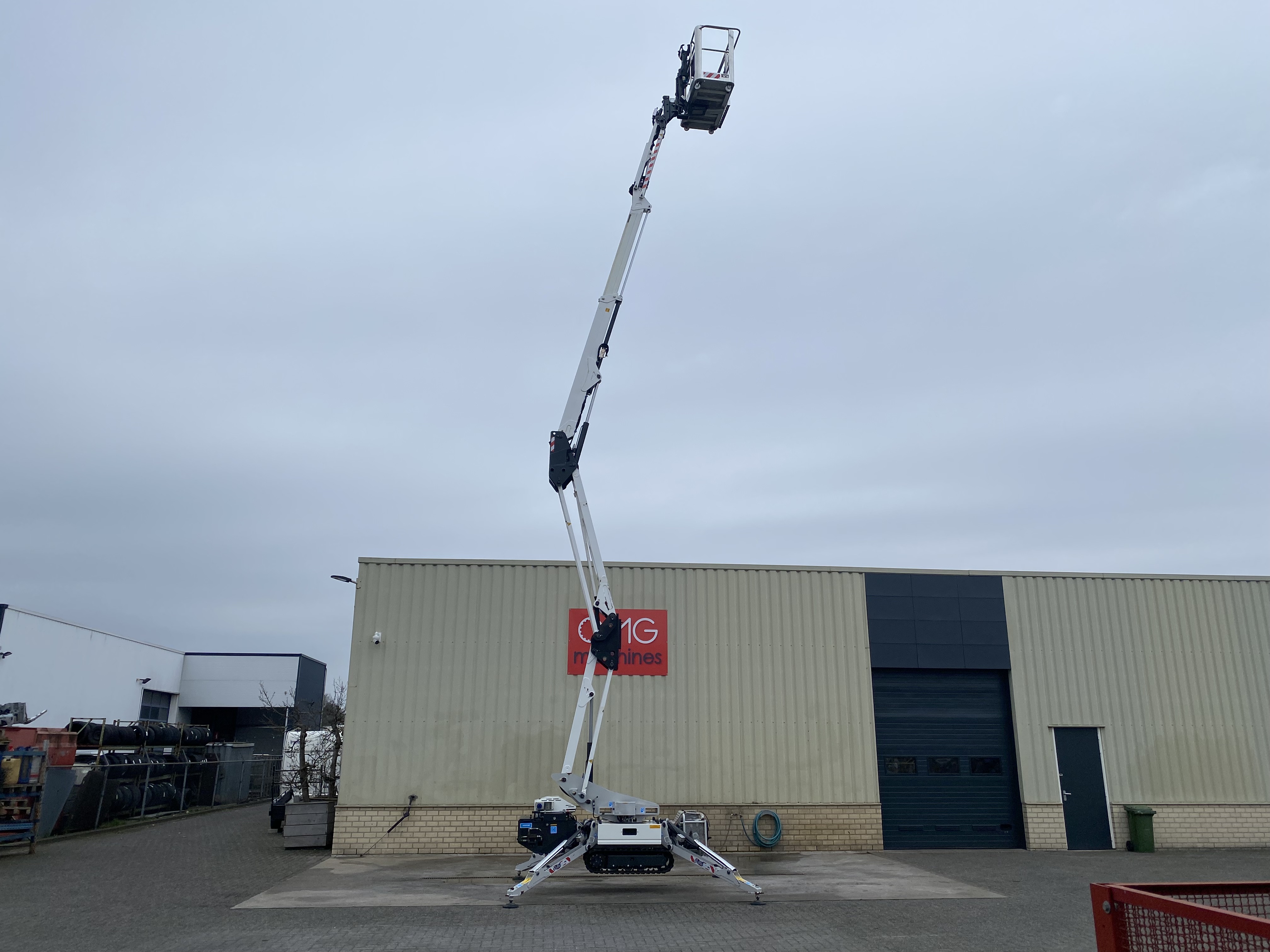 Gebruikt 2021 Compact 15 DA, Spin hoogwerker, 15 meter