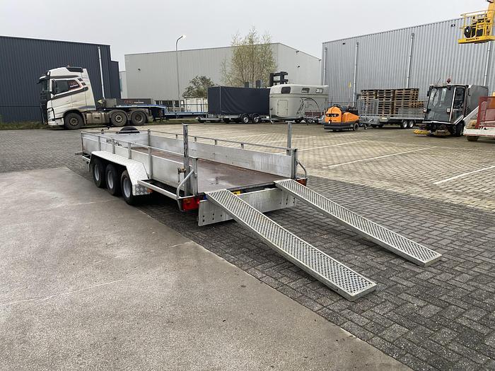 Gebruikt 2002 Weijer Aanhangwagen, 3500 kg. 5 meter, 3 Asser.