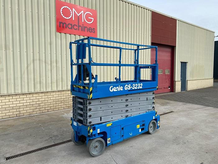 Gebruikt Genie GS 3232, Schaar Hoogwerker, 12 meter