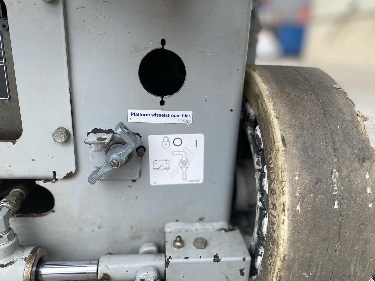 Gebruikt 2005 Skyjack SJIII-3219, Schaarhoogwerker, 8 meter