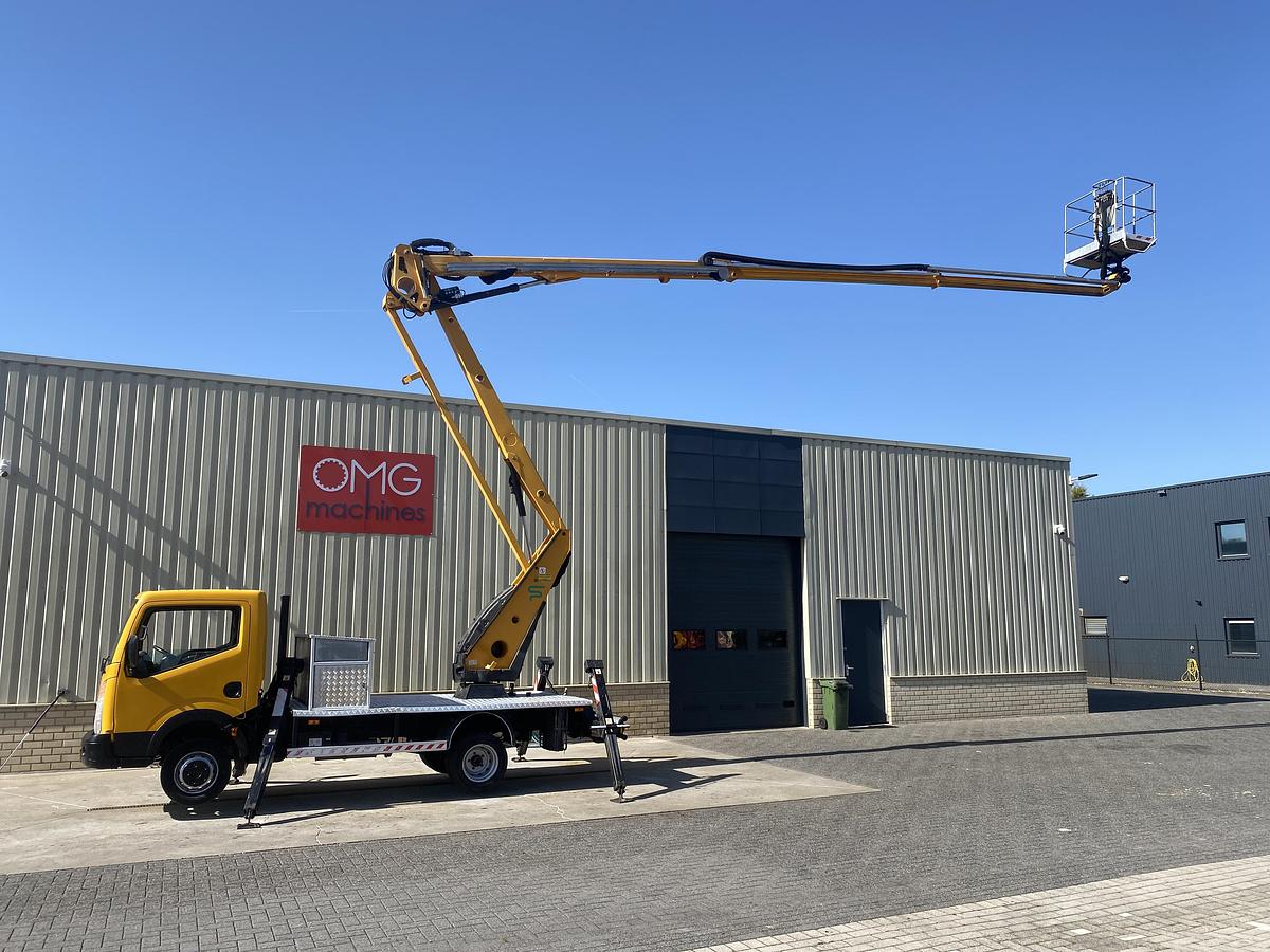 Gebruikt 2007 OIL & Steel Snake 2112, Autohoogwerker, 21 meter