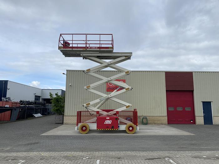 Gebruikt 2002 Airo SF1380-E, Schaar hoogwerker, 16 meter