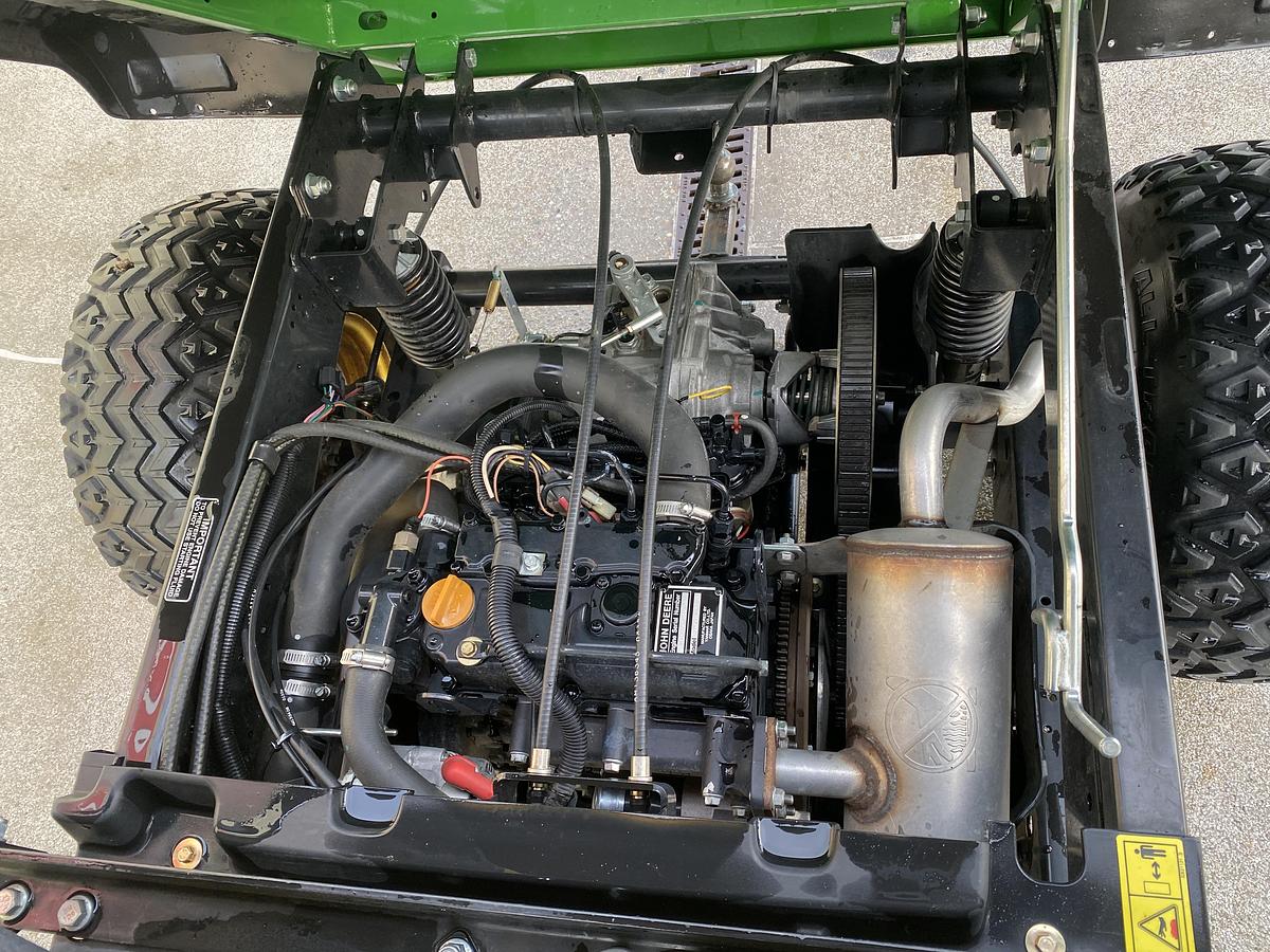 Gebruikt 2015 John Deere Gator HPX DSL, 4x4, Diesel