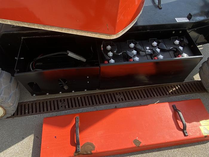 Gebruikt 2010 Upright AB38, Hoogwerker 13,5 meter