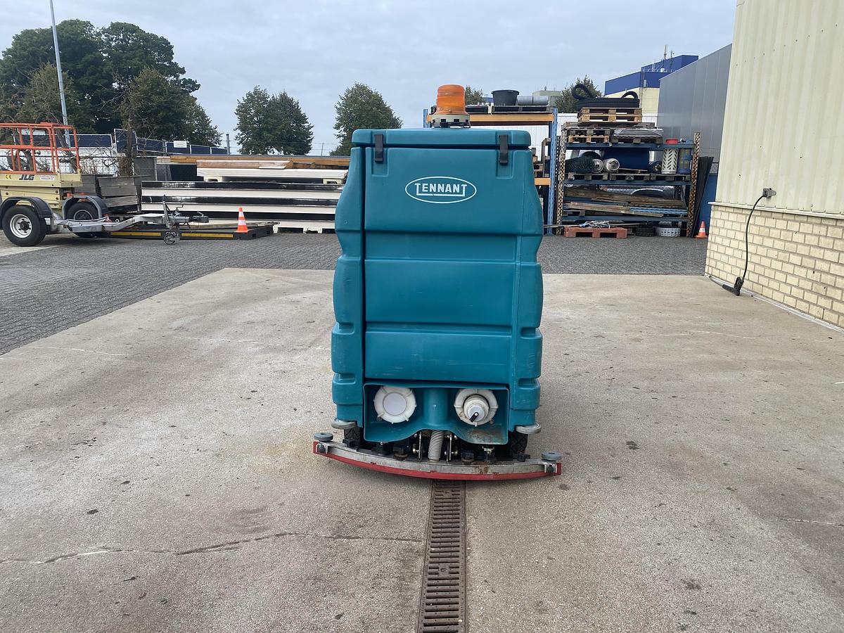 Gebruikt 2005 Tennant 7100, Schrobmachine, 85 cm