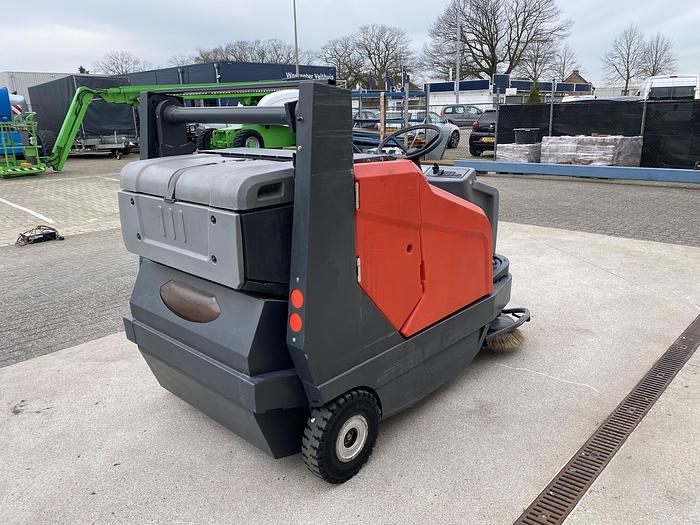 Gebruikt Hako Jonas 1500 E