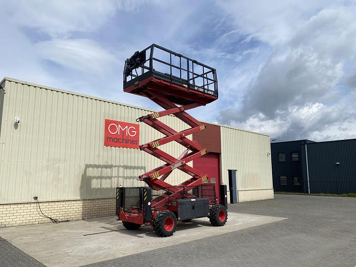 Gebruikt 2001 Airo SF1200-D-4WD, 4x4 Schaar hoogwerker, 14 meter