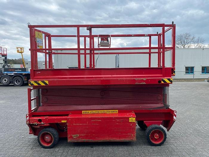 Gebruikt Liftlux SL108-12, Schaar hoogwerker, 13 meter