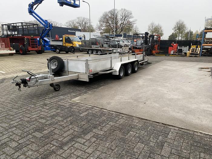 Gebruikt 2002 Weijer Aanhangwagen, 3500 kg. 5 meter, 3 Asser.