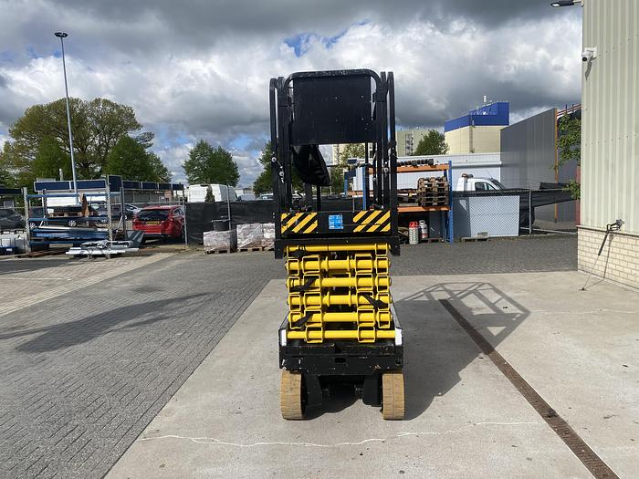 Gebruikt 2008 Airo X10EN, meter, Schaar hoogwerker