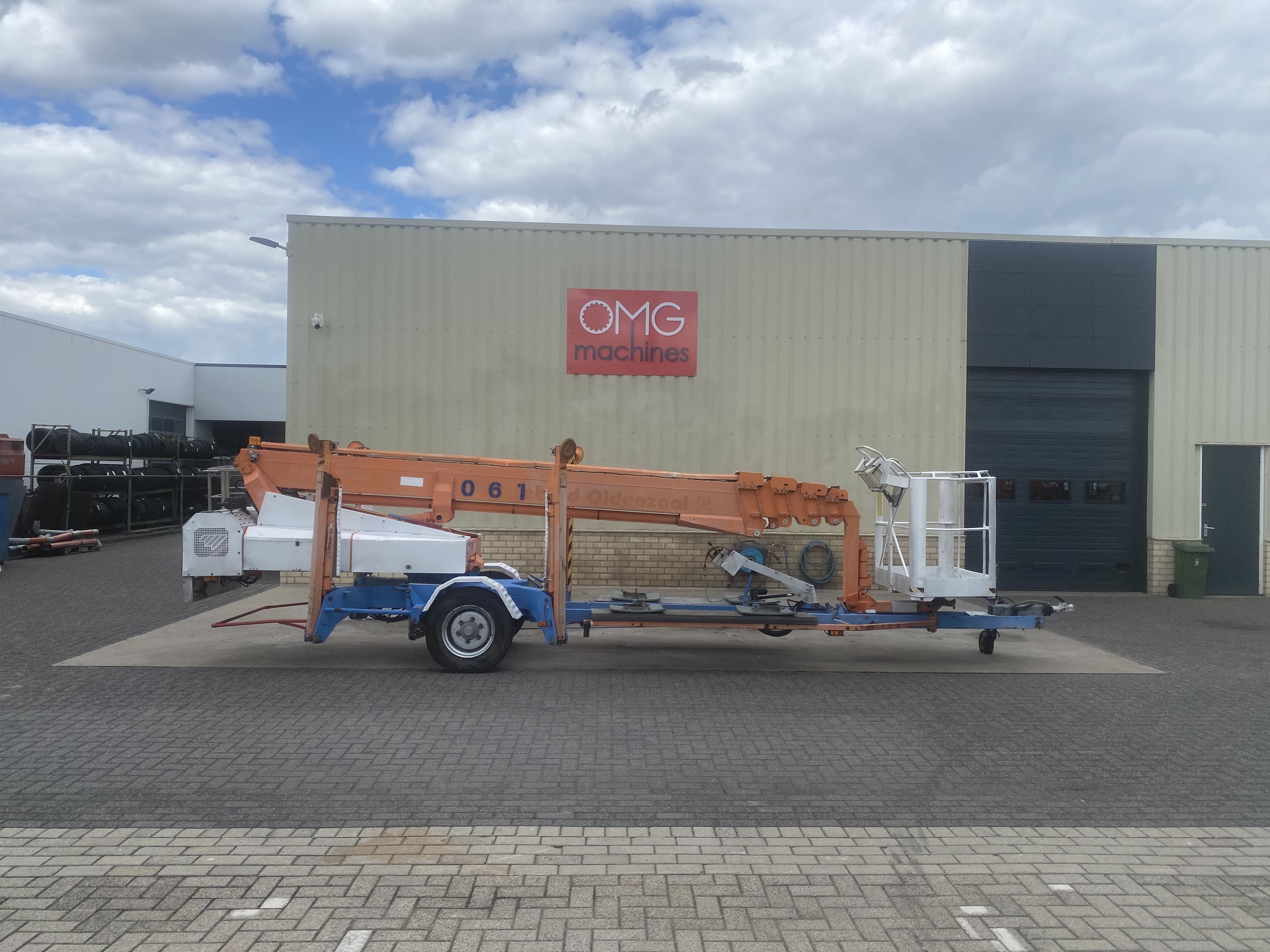 Gebruikt 1997 Omme 2500 EBDZ, Aanhanger hoogwerker