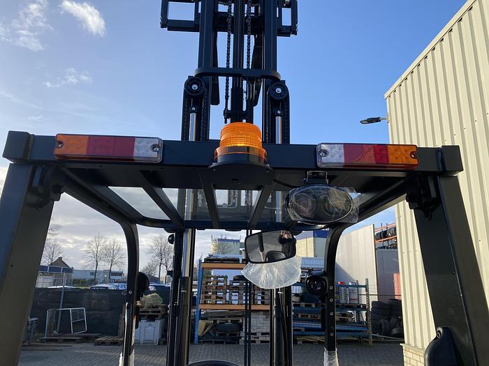 Gebruikt 2024 EP EFL252X3, Heftruck, Elektro