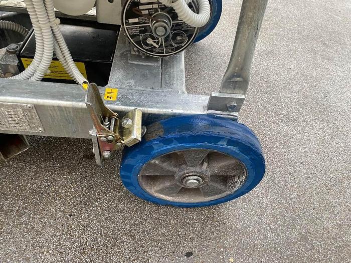 Gebruikt Faraone PK10200E, mast hoogwerker, 10 meter